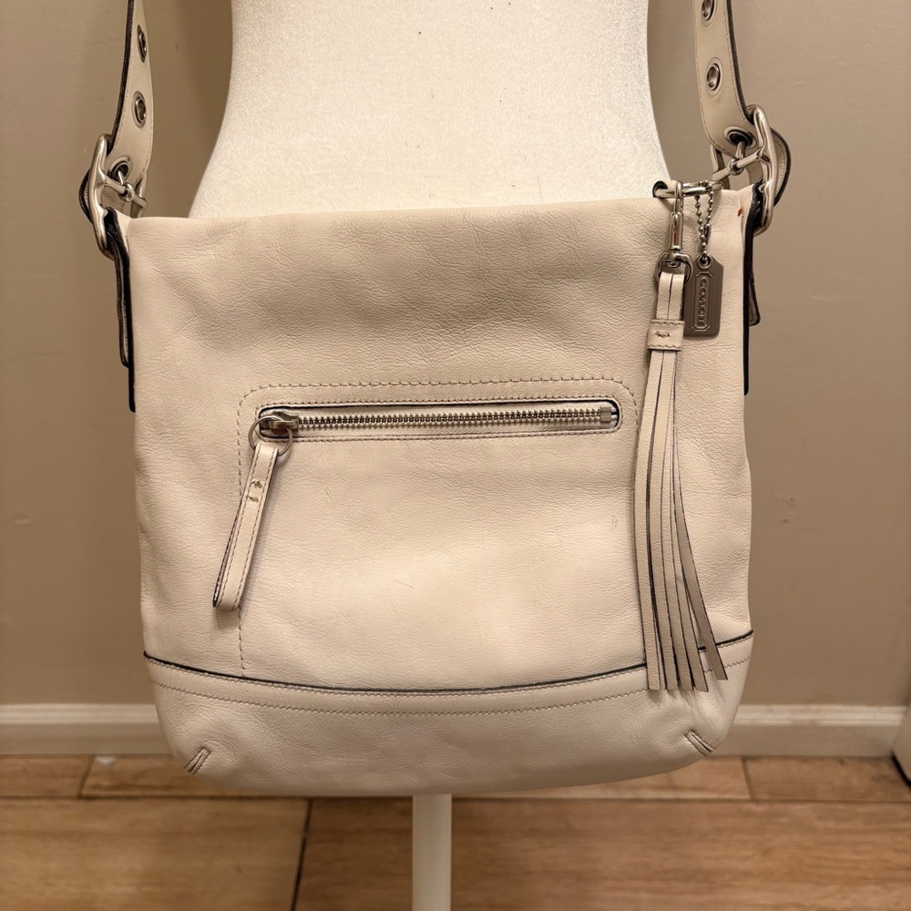Authentic Coach Ashley Chalk Leather Crossbody Bag F22316